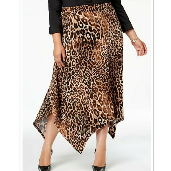 JM Collection Dresses & Skirts - ⬇️🆕➕ ONLY 1 LEFT 💜JM Collection 💜 Skirt
